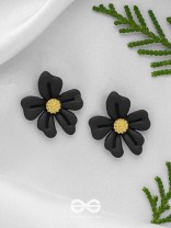 THE FLORAL FLING - GOLDEN AND BLACK ACRYLIC STUD EARRINGS