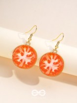 The Tangy Twist - Golden Drop Earrings