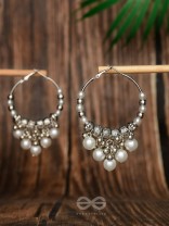 Stardust Pearl - Oxidized Pearl Hoop Earrings