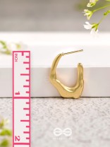 Mirage Embrace - Golden Stainless Steel Earrings With Anti-Tarnish Coating