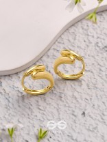 The Sunlit Elegance - Classic Golden Earrings 