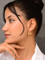 Ethereal Gleams - Golden Stainless Steel Earrings With Anti-Tarnish Coating