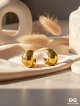The Grandeur Drops - Golden Statement Earrings 