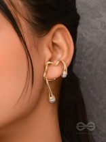 Draped Elegance - Golden Pearl Studded Ear Cuff (One Ear)