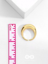The Golden Grace - Golden Statement Ring 