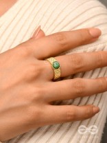 Gilded Matcha Elegance - Golden Beaded Ring (Adjustable)