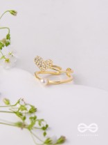 The Love Sparkle - Golden Embellished Ring 