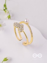 The Love Sparkle - Golden Embellished Ring 