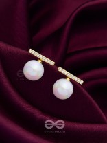 Modern Grace - Golden Embellished Ear Jackets