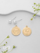 Victorian Rush - Golden Pearl Ear Jackets