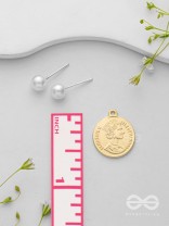 Victorian Rush - Golden Pearl Ear Jackets