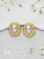 Gilded Pearls - Golden Earrings