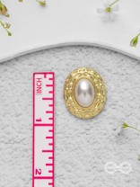 Gilded Pearls - Golden Earrings