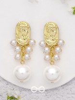 Victorian Pearls - Golden Elegant Earrings