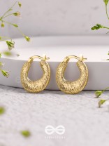 Glittering Halos - Golden Earrings