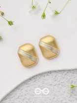 Classy Blocks - Golden Stud Earrings