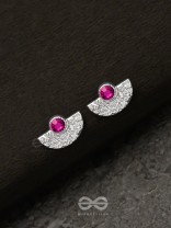 The Rouge Beauty - Textured Silver Stud Earrings