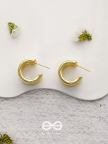 Twisted Trio - Golden Earrings