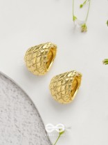 Glamorous Honeycomb -  Golden Earrings