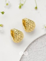 Glamorous Honeycomb -  Golden Earrings