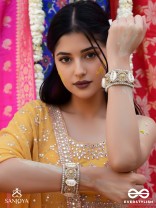 Saindhav- The Marine Love- Shells And Beads Hand Embroidered Bangle (Set Of 2)