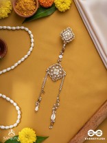 Abhyupayan - Gift From The Heavens - Beads, Pearls Glass Drops Hand Embroidered Haathphool