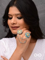 Ambarant - The Horizon Bands - Mirror And Beads Hand Embroidered Enamelled Oxidised Chain Linked Double Rings (Adjustable)