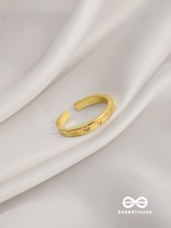 The Engraved Stars - Golden Ring (Adjustable)