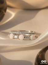 The Honoured Majesty - Silver Cubic Zirconia Ring (Adjustable)