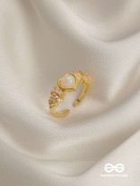 A Lover's Promise - Golden Cubic Zirconia Ring (Adjustable)