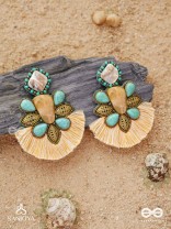 Kāñcīśikha-Tassel Glow Earrings-Blend of gemstones,beads and bohemian macramé fringes for a free-spirited look.