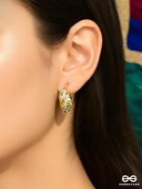 TWILIGHT AMOUR - HEART SHAPED SHINY 18K GOLD PLATED ANTI-TARNISH STATEMENT EARRINGS  WITH CUBIC ZICRONIA STONES