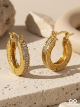 GOLD ALLURE - TEXTURED 18K GOLD PLATED ANTI-TARNISH EARRINGS INLAID WITH CUBIC ZICRONIA STONES