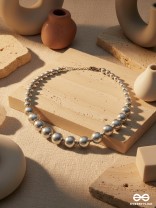 POLISHED ZENITH -  REFINED LUXURY METALLIC BEAD NECKPIECE