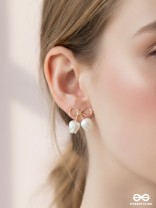 Golden infinity- Golden studs with white pearl roses 