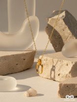 DAINTY DARLING - STAINLESS STEEL ANTI-TARNISH RECTANGLE PENDANT NECKLACE