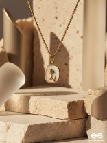 REFRESHING ROSE - STAINLESS STEEL ANTI-TARNISH ROSE ENGRAVED NECKLACE