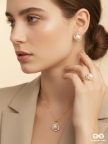 SERENE PEARL- RADIANT PEARLS WITH A TIMELESS RHINESTONE SET WITH NECKPIECE, EARRINGS AND RING