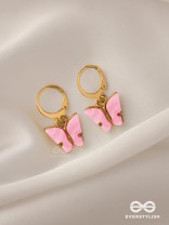 TAKE THE SKY LIKE A BUTTERFLY - CUTE DANGLER EARRINGS (SOFT PINK)