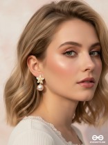 Twinkle Glow - Starry Pearl Earrings