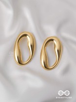 LOOPS OF GLAMOUR - GOLDEN TWISTED HOOP EARRINGS