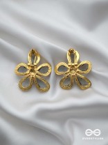 CRYSTAL GLOW - GLASS EARRINGS INLAID WITH CUBIC ZICRONIA STONES