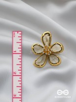 CRYSTAL GLOW - GLASS EARRINGS INLAID WITH CUBIC ZICRONIA STONES