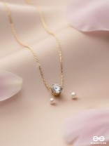 AURA GLEAM - TIMELESS DAINTY STAINLESS STEEL WHITE CZ PENDANT