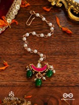SHASHIRATNA- JEWEL OF THE MOON - HANDMADE KUNDAN SET WITH NECKLACE, EARRINGS AND MAANGTIKA