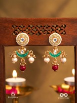 INDURAGA - MELODY OF THE MOON - ROYAL KUNDAN EARRINGS WITH CRESCENT MOTIFS AND RUBY DROPS