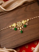 TARALYA - GENTLE RADIANCE- MINIMAL KUNDAN NECKPIECE WITH GREEN DROPS AND PEARLS
