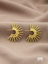 SUNLIT GLORY- GLISTENING SPIKED HOOPS