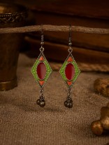 GEOMETRIC GRACE- DIAMOND-SHAPED OXIDISED EARRINGS