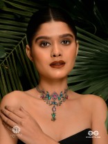 MOONFESTA - ETHNIC CRESCENT NECKLACE